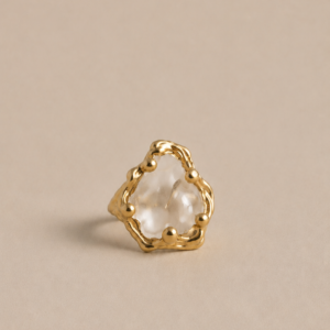 Bague Annie N.01 en verre soufflé plaqué or, perle artisanale organique, pièce unique